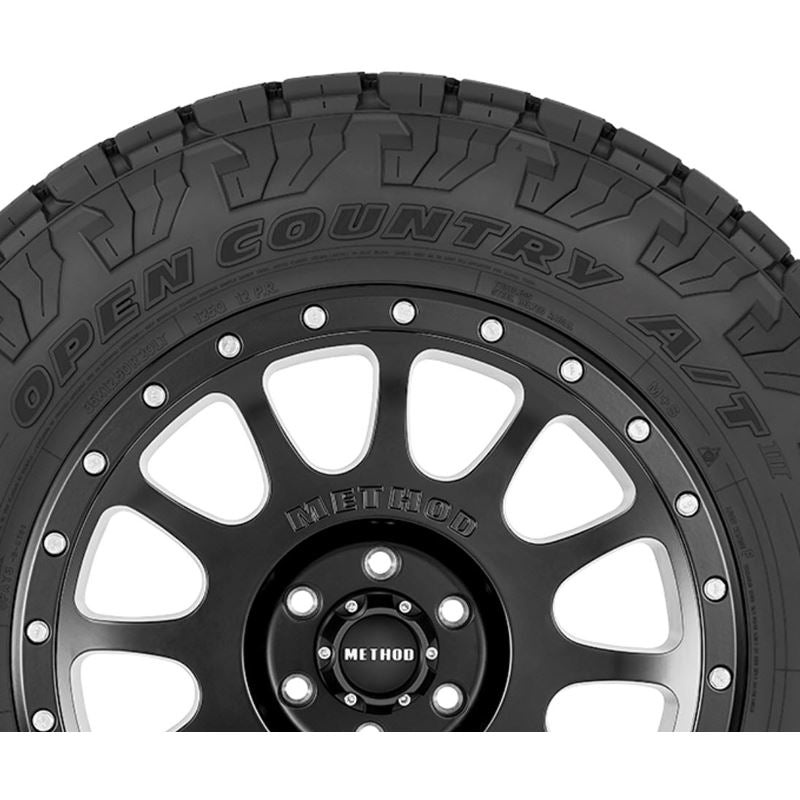 Open Country A/T III On-/Off-Road All-Terrain Tire 225/60R17 (356390)