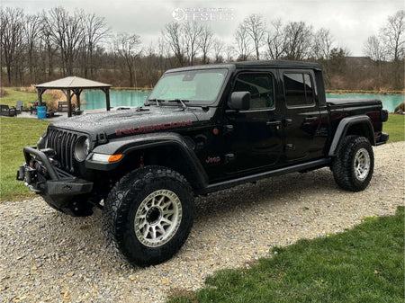 BFGoodrich All Terrain T/A KO3 LT285/70R17